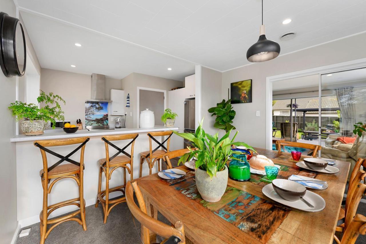 Leave Of Absence - Christchurch Holiday Home Exteriér fotografie
