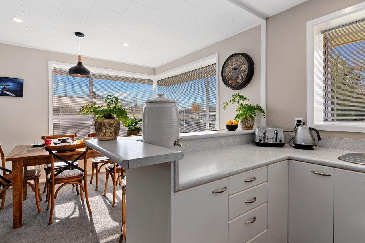 Leave Of Absence - Christchurch Holiday Home Exteriér fotografie